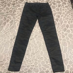 American Eagle Faint Camo Jeans